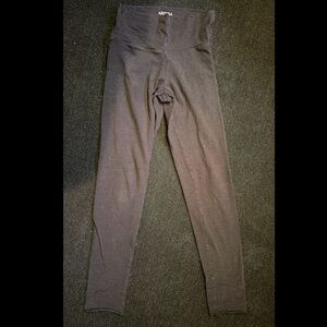 Aritzia leggings